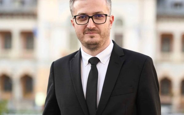 AUR dă verdictul: PSD, fără încredere pentru moțiune. Călin Georgescu, premier?