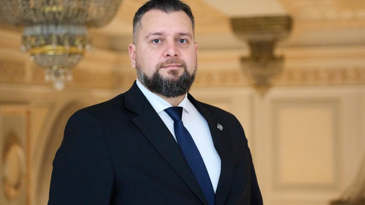 Închiderea centralelor pe cărbune: Bruxelles ne condamnă la frig și sărăcie în România