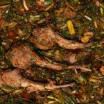 Miroase a Paște! Rețeta de stufat de miel care-ți umple casa de arome