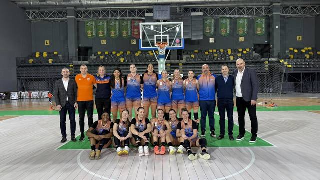 Baschet feminin: Rapid București, învinsă de CSM Târgoviște în finală