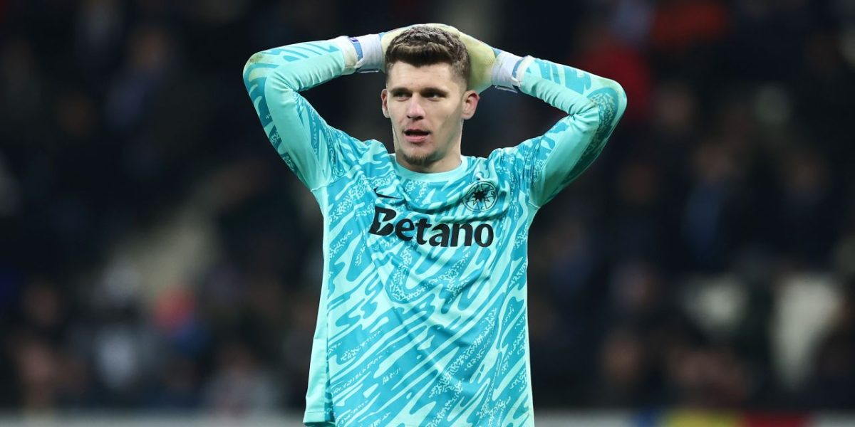 Ștefan Târnovanu, portarul în vârstă de 25 de ani de la FCSB, nu mai pare să aibă șanse să apere în această categorie la echipa sa