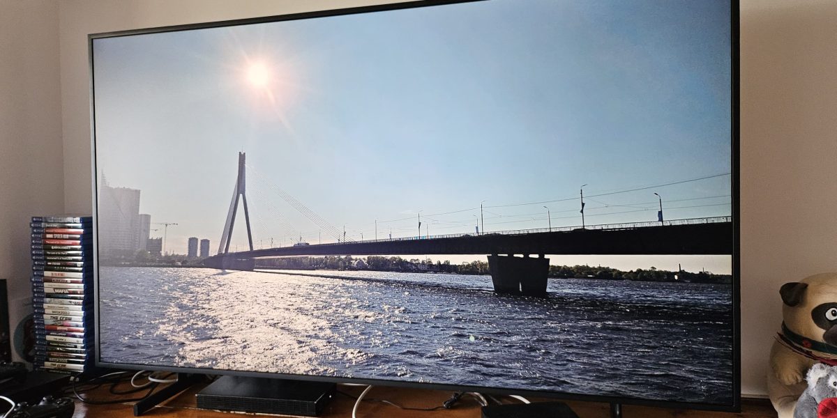 Samsung aduce Google Cast gratis pe televizoare, înlocuind Chromecast