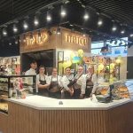 Tip Top readuce aroma copilăriei: Cofetăria emblematică din București se redeschide