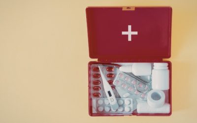 Pregătește-te de vacanță: Trusa MUST-HAVE pentru turiștii din România