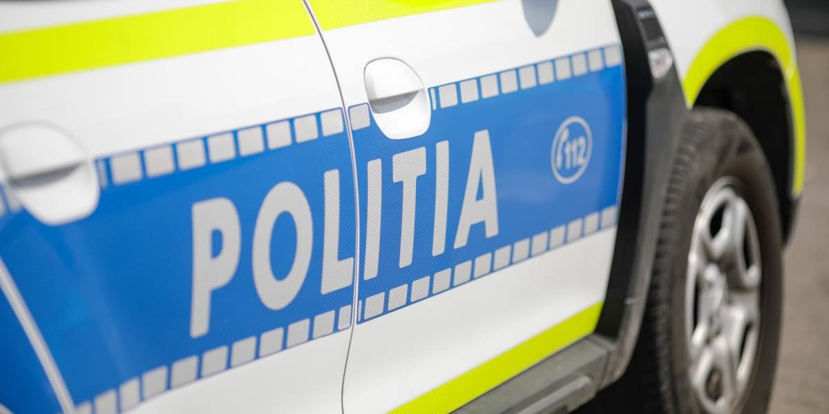 Bărbat de 41 de ani, găsit mort în mașină, la ieșirea din Dumbrava