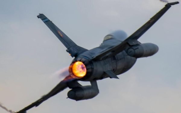 Alerta în Tulcea: F-16 ridicate de la sol după atac cu drone la graniță, RO-Alert