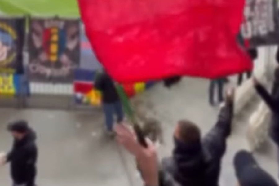 Steaua, scandări jignitoare la adresa lui Lucescu: „Mircea, ia-l și pe Gigi!” (VIDEO)