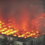 Incendiere Șocantă: Un Bărbat a Dat Foc unui Depozit, Zicând „Trebuia Să Ne Plătiți”