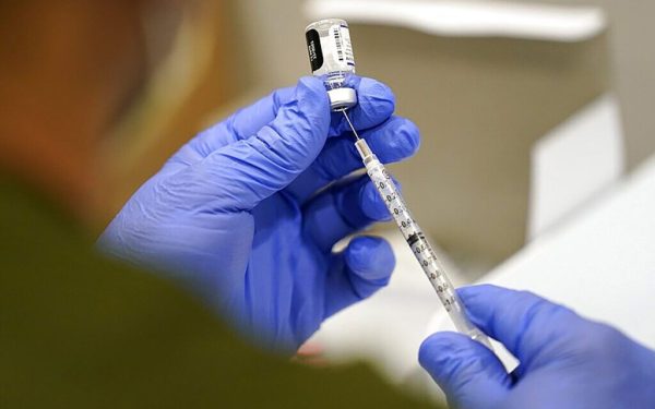Soțul s-a vaccinat anti-COVID, apoi a murit: tragedia zguduie România