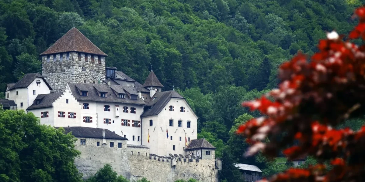 Țara de poveste din Europa: Peisaje spectaculoase și castele ca-n Disney!