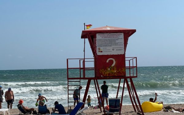 Marele 1 Mai: Prețuri pentru o cameră, de la 600 lei la mare și 700 la munte