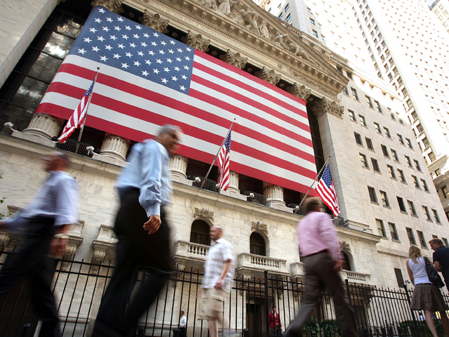 Bogătașii fug de credite: Zeci de miliarde de dolari retrași. Alerta analiștilor!