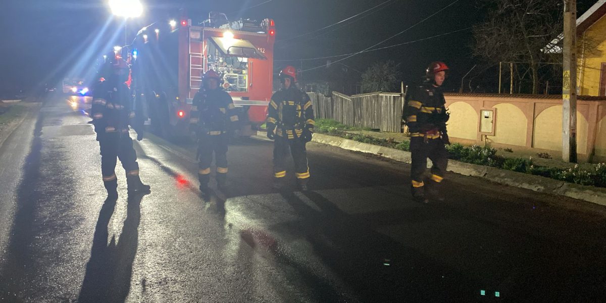Un accident rutier cu impact major s-a produs pe DN1D, în localitatea Cioranii de Jos, unde o cisternă încărcată cu aproximativ 30.000 de litri de GPL s-a răsturnat pe partea carosabilă