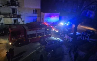 Un incendiu a izbucnit într-un bloc de locuințe din Sighetu Marmației, unde au ars tablourile electrice pe trei etaje