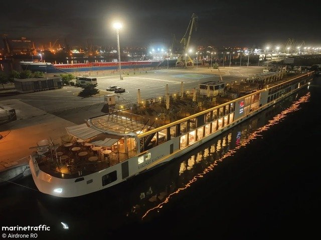 Vas de croazieră, cu turiști din SUA și Canada, acostează la Constanța