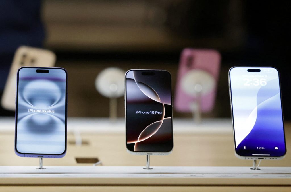 iPhone: Unii posesori ar putea primi până la 95$ după acordul cu Apple