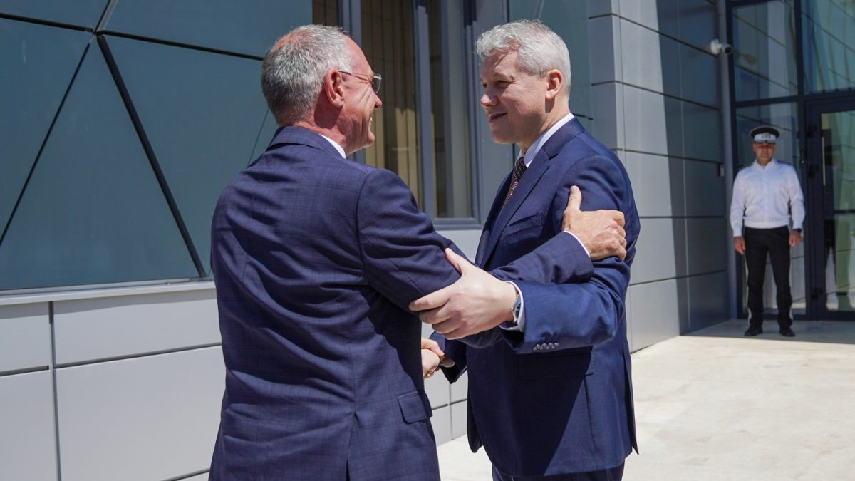 Predoiu, la Constanța, discuții cu ministrul de Interne austriac, Karner