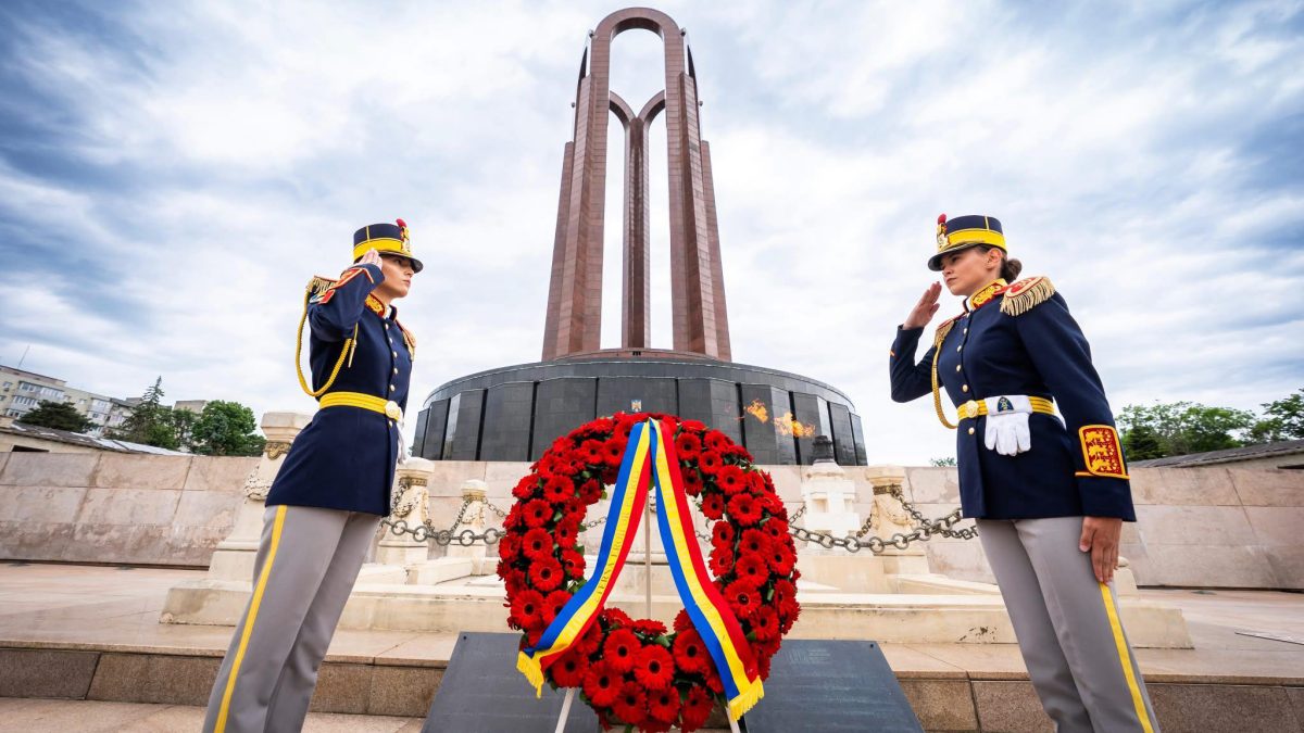 România onorează eroii: Amintirea lor, veșnic vie, în ziua de azi