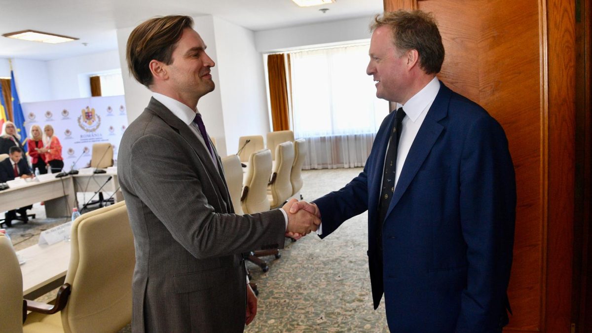 Onor Român! Am condus delegația țării, reprezentând comisiile...