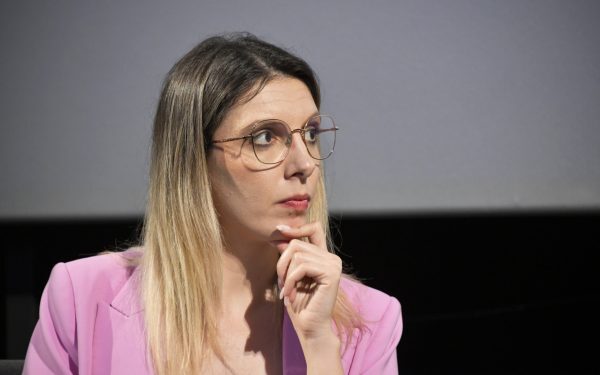 Diana Buzoianu, atac la protestul Apelor Române: "Nu creștem salariile!"