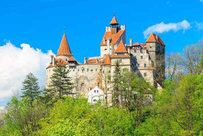 Americanul a cumpărat Castelul Bran: afacerea merge la Donald Trump