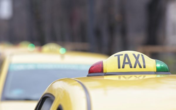 COTAR, FORT și 18 firme de taxi, amendate la București cu 4 milioane de lei