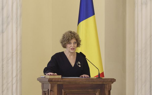 Zamfir cere anchetă pentru Oana Gheorghiu. Vicepremierul respinge acuzațiile!