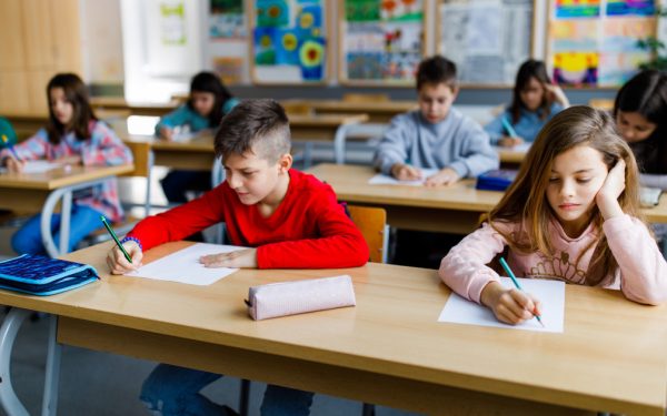 Evaluare Națională 2026: Micuții au dat Matematica și Explorarea. Când apar notele?