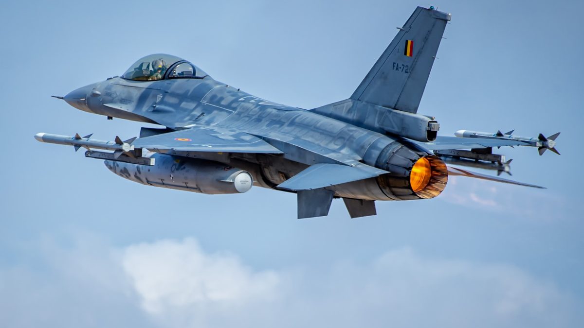 MApN: Avioane F-16 și elicopter, alertă la Galați după prăbușirea dronei