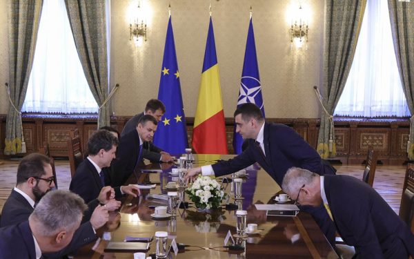 Simion, la Cotroceni: Vrea guvernare cu mandat