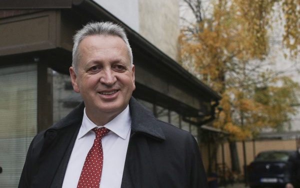 Predoiu, „omul rețelelor”: Cum își calibrează perfect influența în politică
