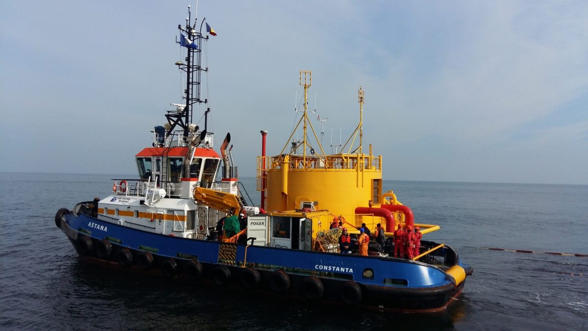 Scafandrii încearcă recuperarea epavei Astana: 3 marinari încă dispăruți în Marea Neagră