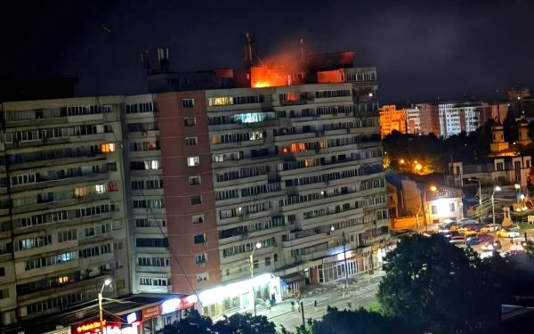 Dronă prăbușită la Galați: Explozie, incendiu și victime. SRI a intervenit