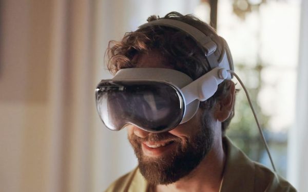 Apple abandonează ochelarii Vision Pro: Un eșec cu M5 pune punct viitorului?