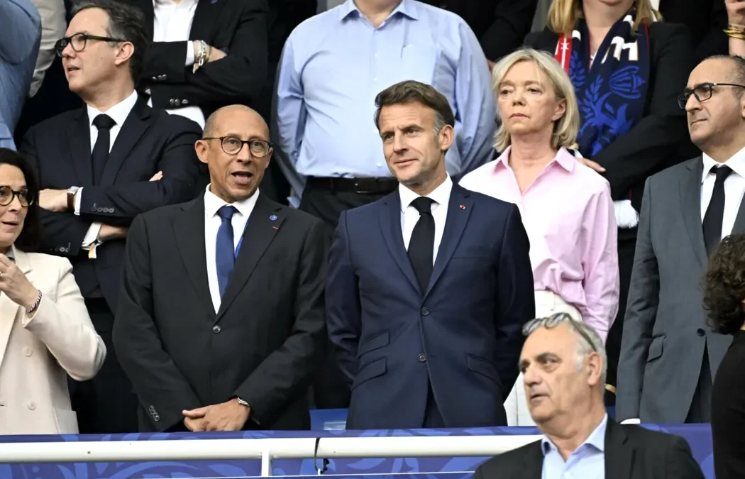 Macron, huiduit la finala Cupei Franței: Lens - Nice, pe Stade de France