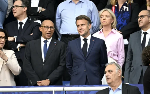 Macron, huiduit la finala Cupei Franței: Lens - Nice, pe Stade de France
