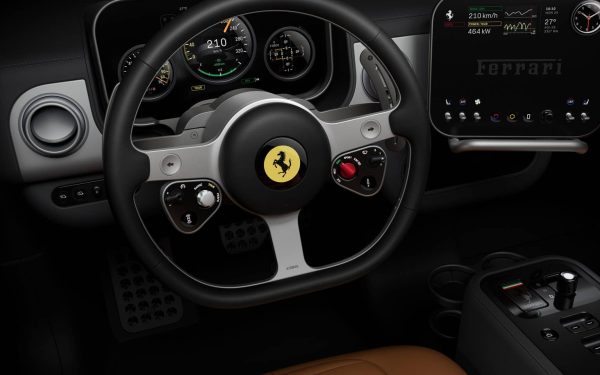 Ferrari Luce, debut eșuat? Investitorii, dezamăgiți de primul EV al italienilor