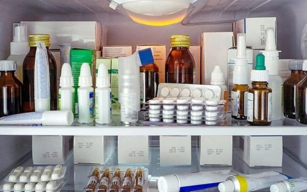 Medicamentele pe care le strici: unde NU trebuie să le ții