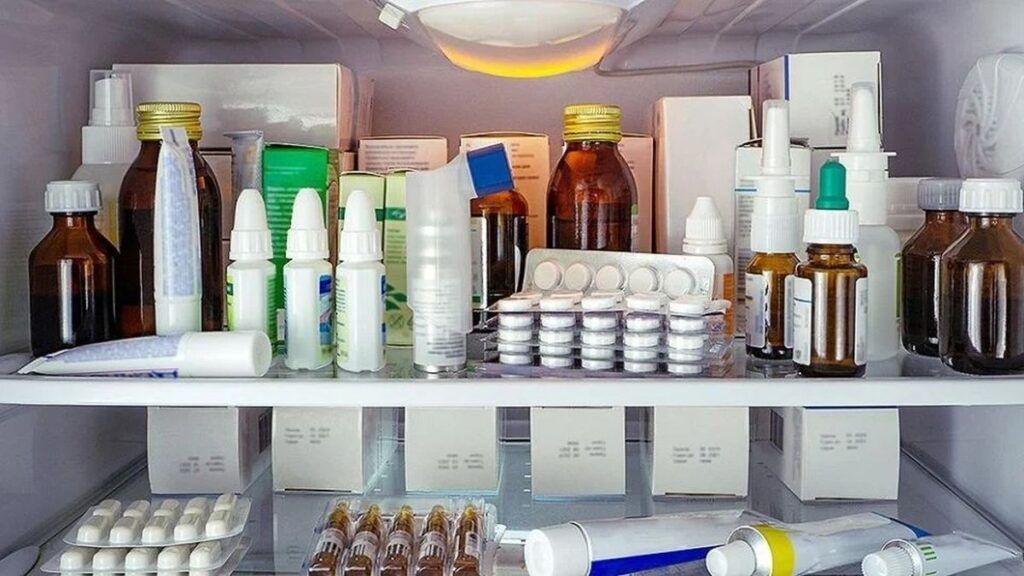 Medicamentele pe care le strici: unde NU trebuie să le ții
