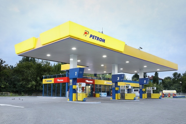 Motorina, ieftinire neașteptată la OMV și Petrom. Benzina, la polul opus