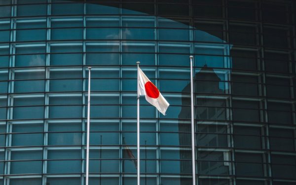 Japonia respinge furios criticile "ridicole" ale RUSIEI privind armata sa