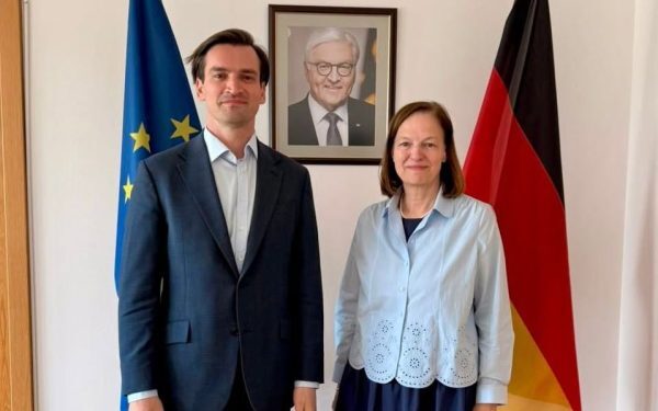 Ganninger, despre NATO: Discuții vitale cu Ambasadorul
