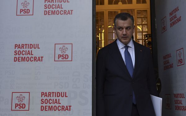 Premierul desemnat, discuții cu partidele. Program mâine, cine lipsește