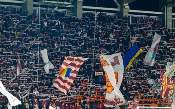 Alcool pe stadioane: Legea cu condiții stricte, aprobată