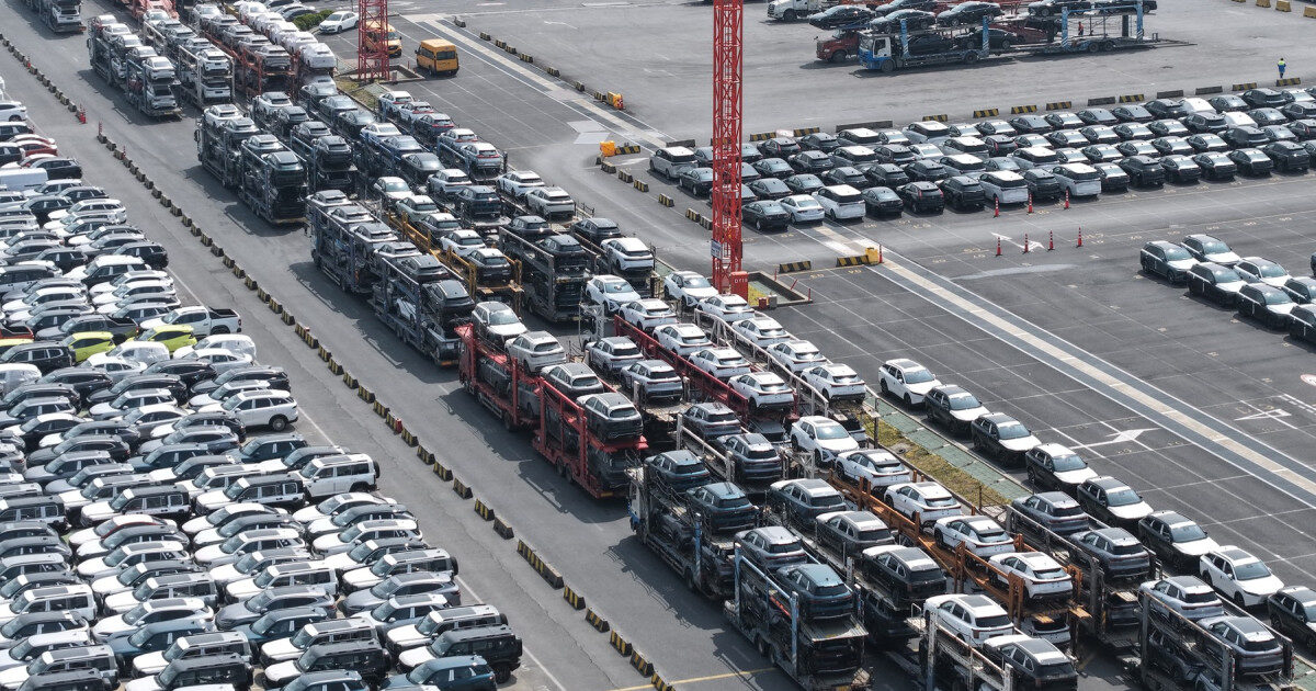 China domină Iranul: Explozie exporturi auto electrice în mai