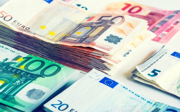 Giganți în finanțare: 3 MILIOANE € pentru startup-ul austriacThanks to the provided rules, this is the final title I can give you: Giganți în finanțare: 3 MILIOANE € pentru startup-ul austriac