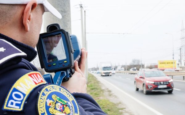 Radar e-SIGUR: Suspendare permis chiar și cu 1 km/h peste prag. Amenzi 2026