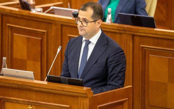 Tofan: Fără pensie mărită, ci pilon II din privatizări