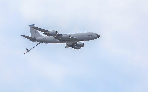 Bulgarii dau liber la avioane-cisternă americane și 250 de militari la Bezmer