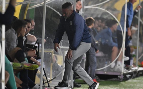 Explozie la Petrolul: antrenorul își asumă vina pentru 0-1